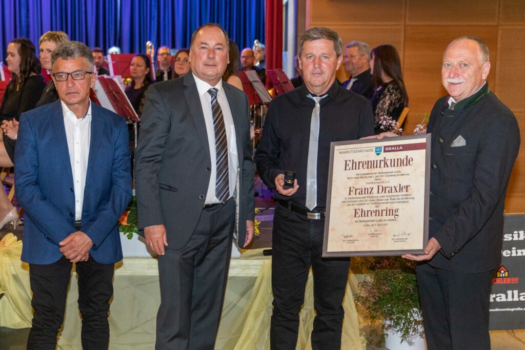 ehrenring-franz-draxler-scaled.jpg