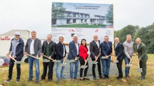 marktgemeinde-gralla-spatenstich-betreutes-wohnen-scaled.jpg